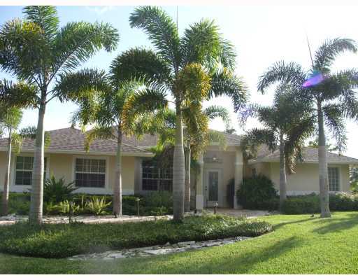 10770 154th Road North Jupiter, FL 33478 - Photo 1 of 16 Primary Photo