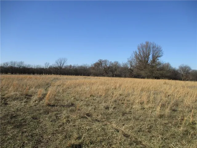 $1,000,000 | 5484 Southwest 40th Street, Columbus, KS 66725