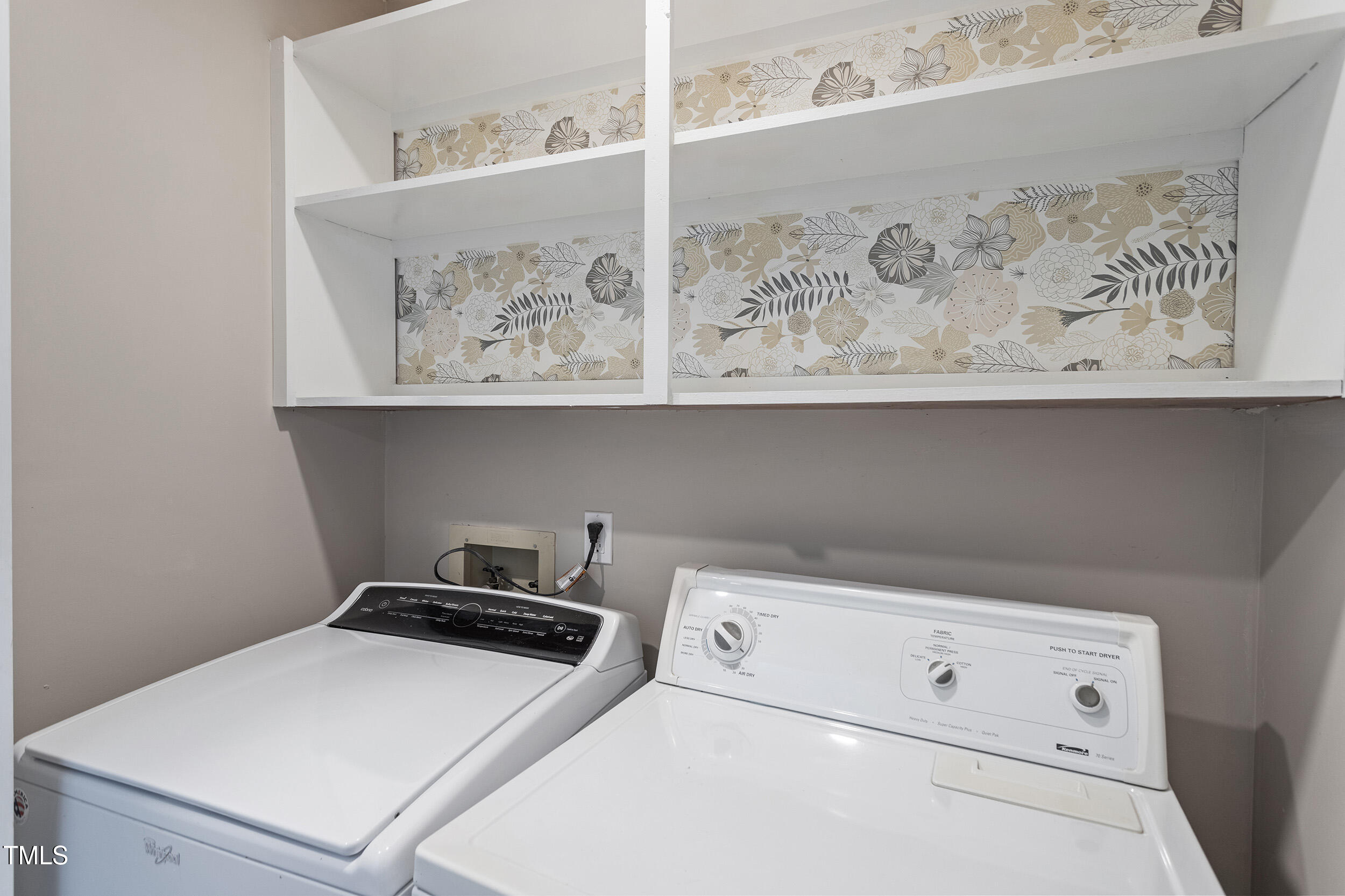 7825 Breckon Way Raleigh, NC 27615 - Photo 24 of 32 a utility room with dryer and washer