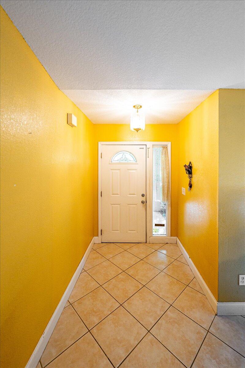 1801 Southwest Leafy Road Port St. Lucie, FL 34953 - Photo 4 of 31 19-Leafy-0006