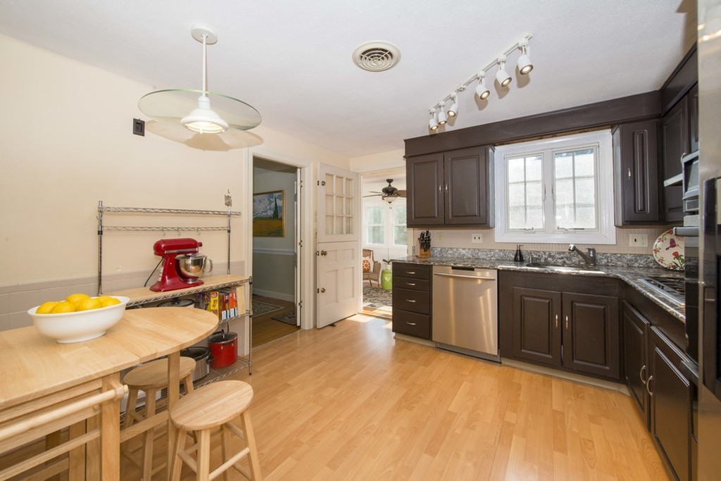 200 Robert Road Dedham, MA 02026 - Photo 6 of 25 Gallery Image 6