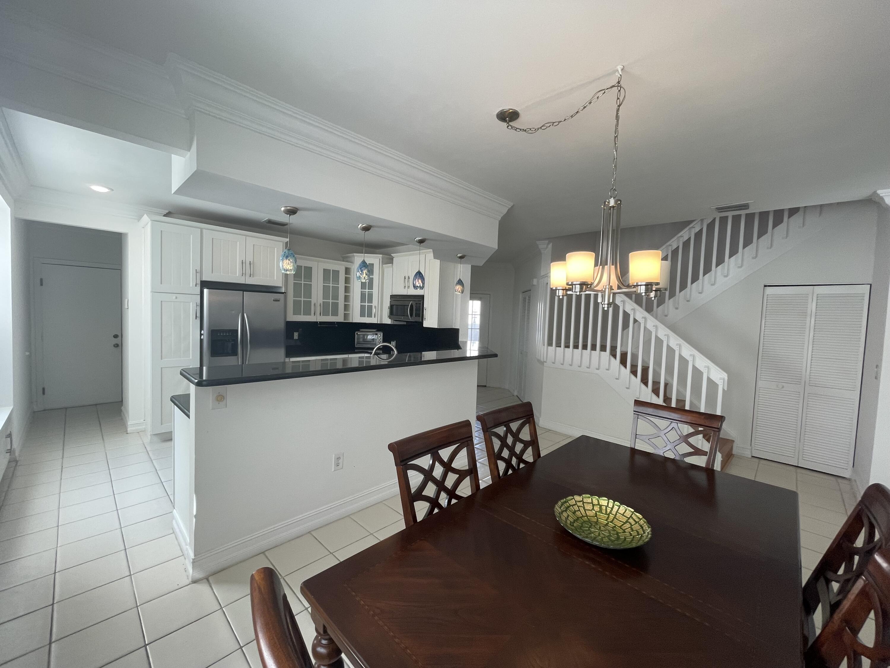 20971 Vía Oleander, Unit D Boca Raton, FL 33428 - Photo 3 of 19 IMG_5302