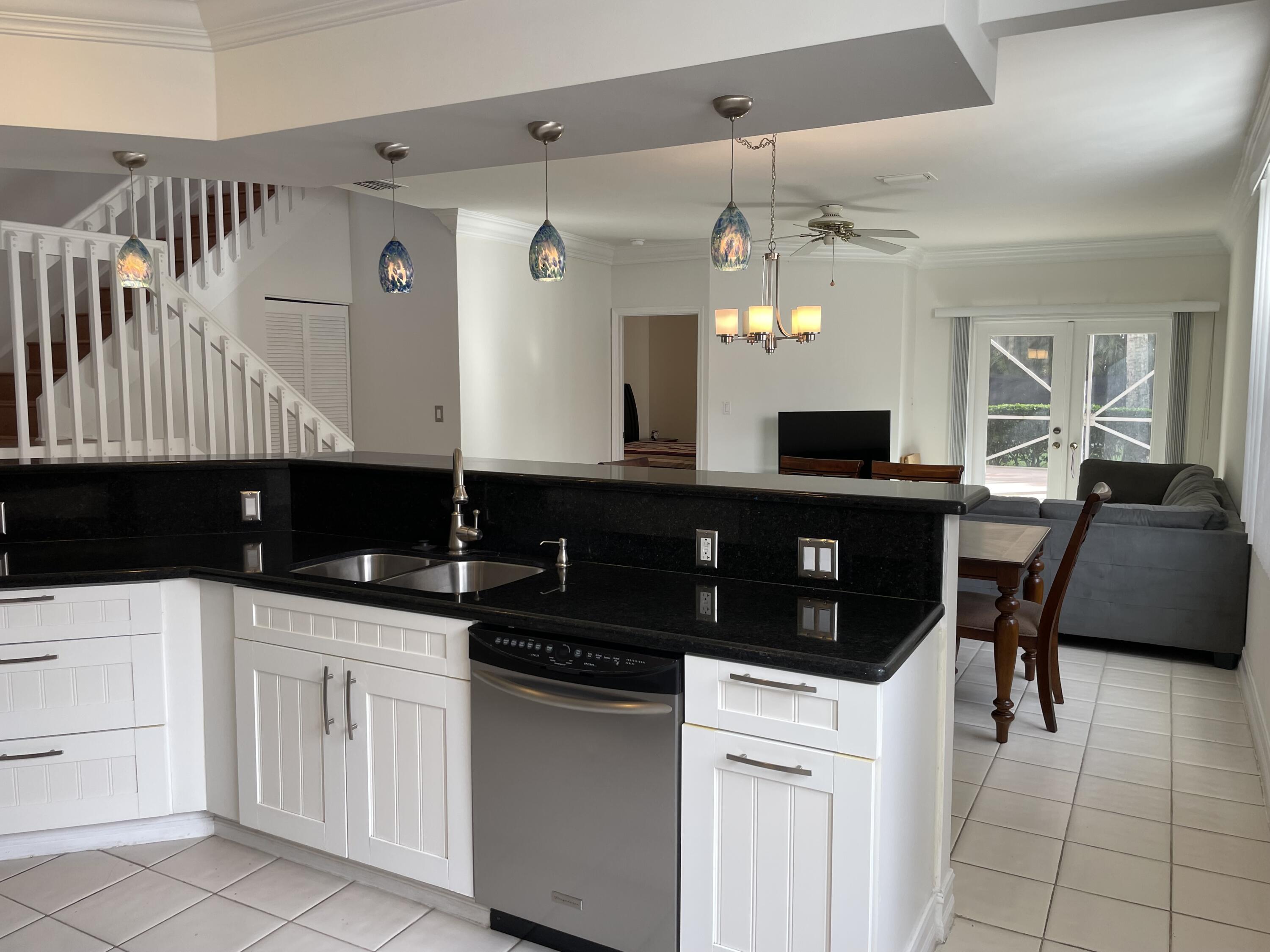 20971 Vía Oleander, Unit D Boca Raton, FL 33428 - Photo 5 of 19 IMG_5323
