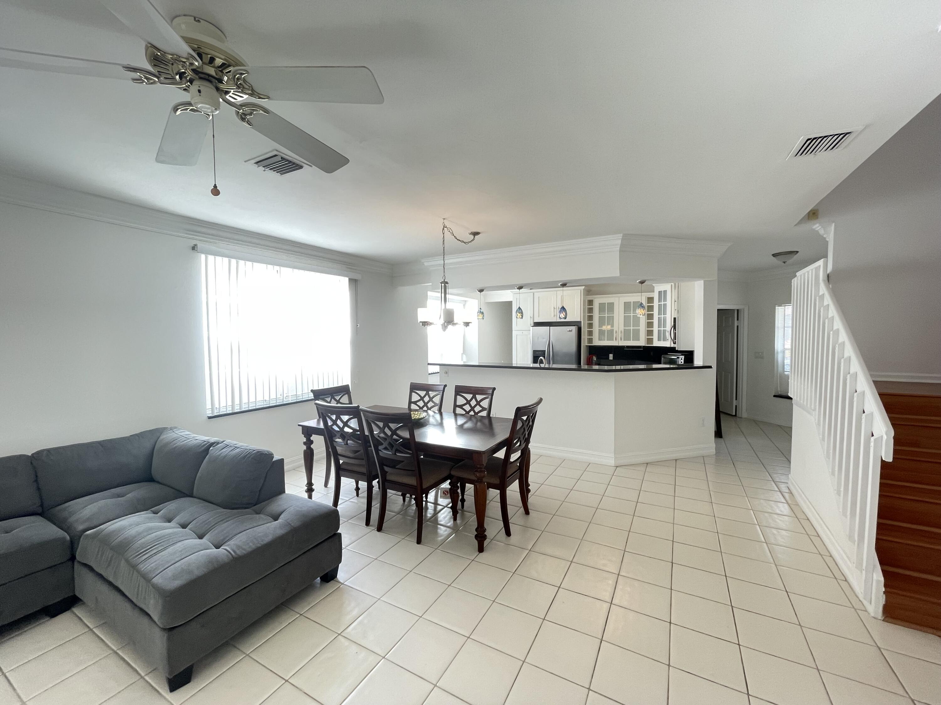 20971 Vía Oleander, Unit D Boca Raton, FL 33428 - Photo 6 of 19 IMG_5305