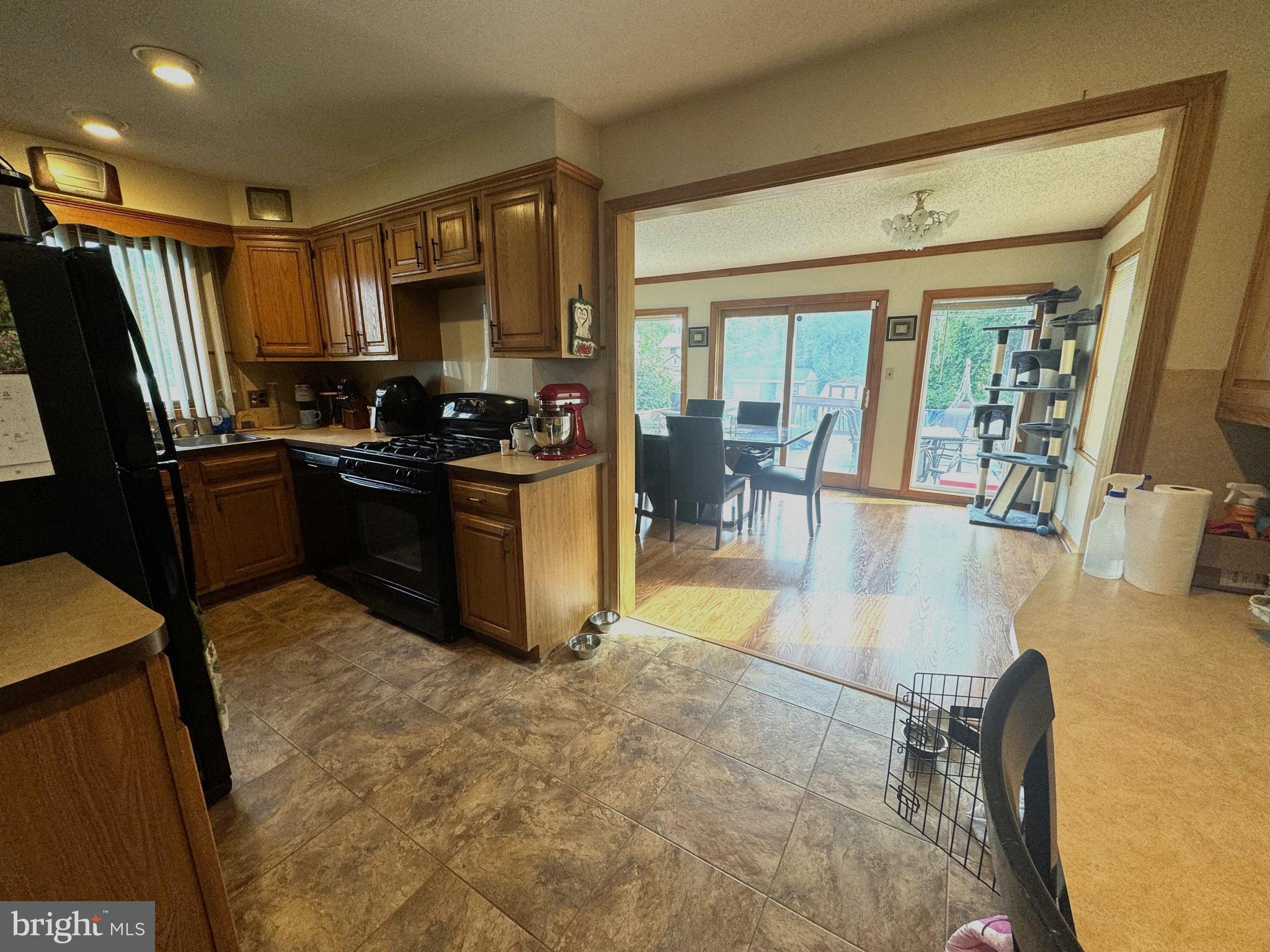 402 Franklin Road Glassboro, NJ 08028 - Photo 5 of 18