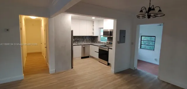 $3,500 | 5770 Southwest 62nd Terrace, Miami, FL 33143