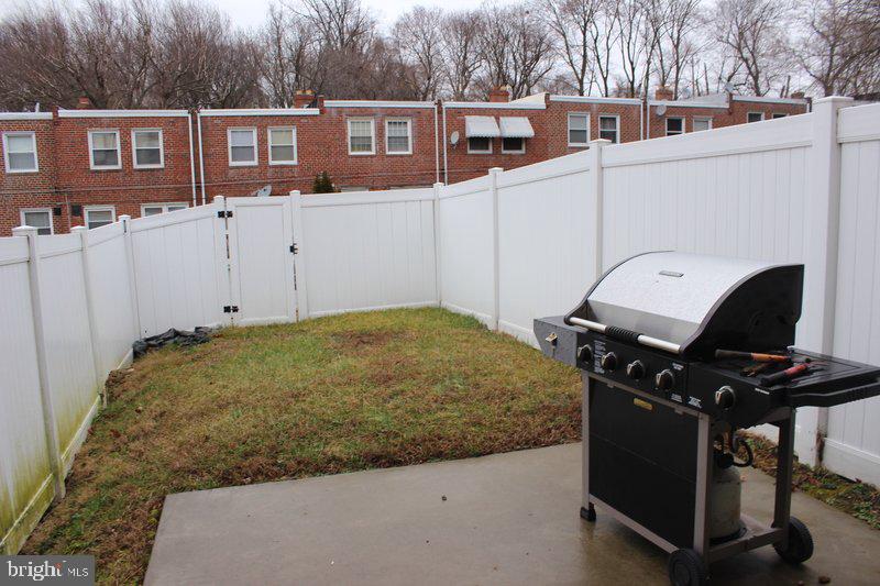 324 Ripka Street, Unit A Philadelphia, PA 19128 - Photo 2 of 13