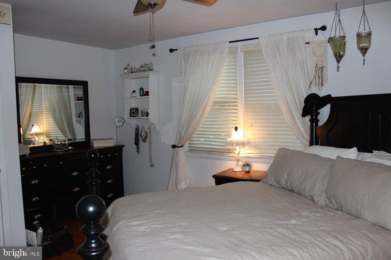 324 Ripka Street, Unit A Philadelphia, PA 19128 - Photo 8 of 13