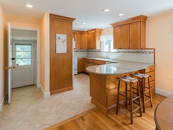 39 Woods Road Belmont, MA 02478 - Photo 9 of 25 Gallery Image 9