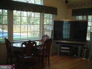 8 Quaker Road West Windsor, NJ 08550 - Photo 3 of 6 Gallery Image 3
