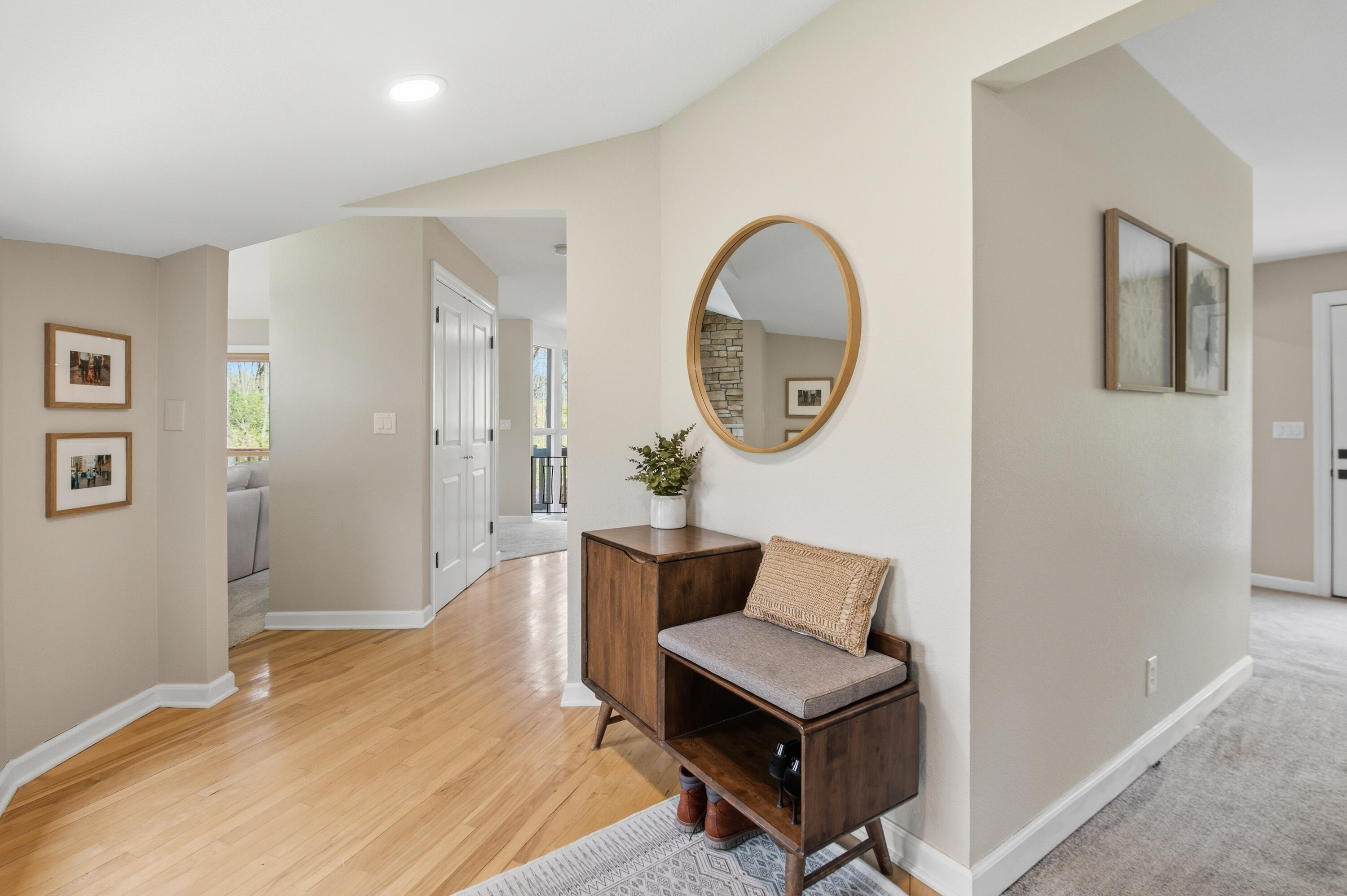 2028 Hillside Court Delafield, WI 53018 - Photo 25 of 55 Hillside-Final-24