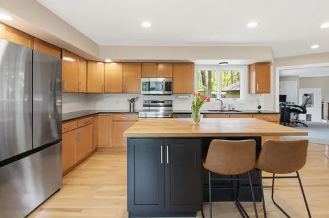 $749,000 | 2028 Hillside Court, Delafield, WI 53018