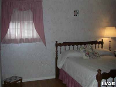 1559 Stoke Park Road Bethlehem, PA 18017 - Photo 10 of 14 Gallery Image 10