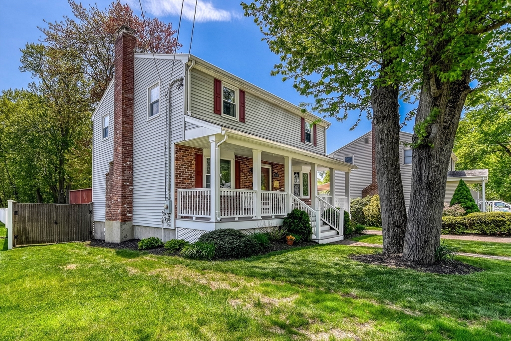 130 Gainsville Road Dedham, MA 02026 - Photo 2 of 40 Gallery Image 2