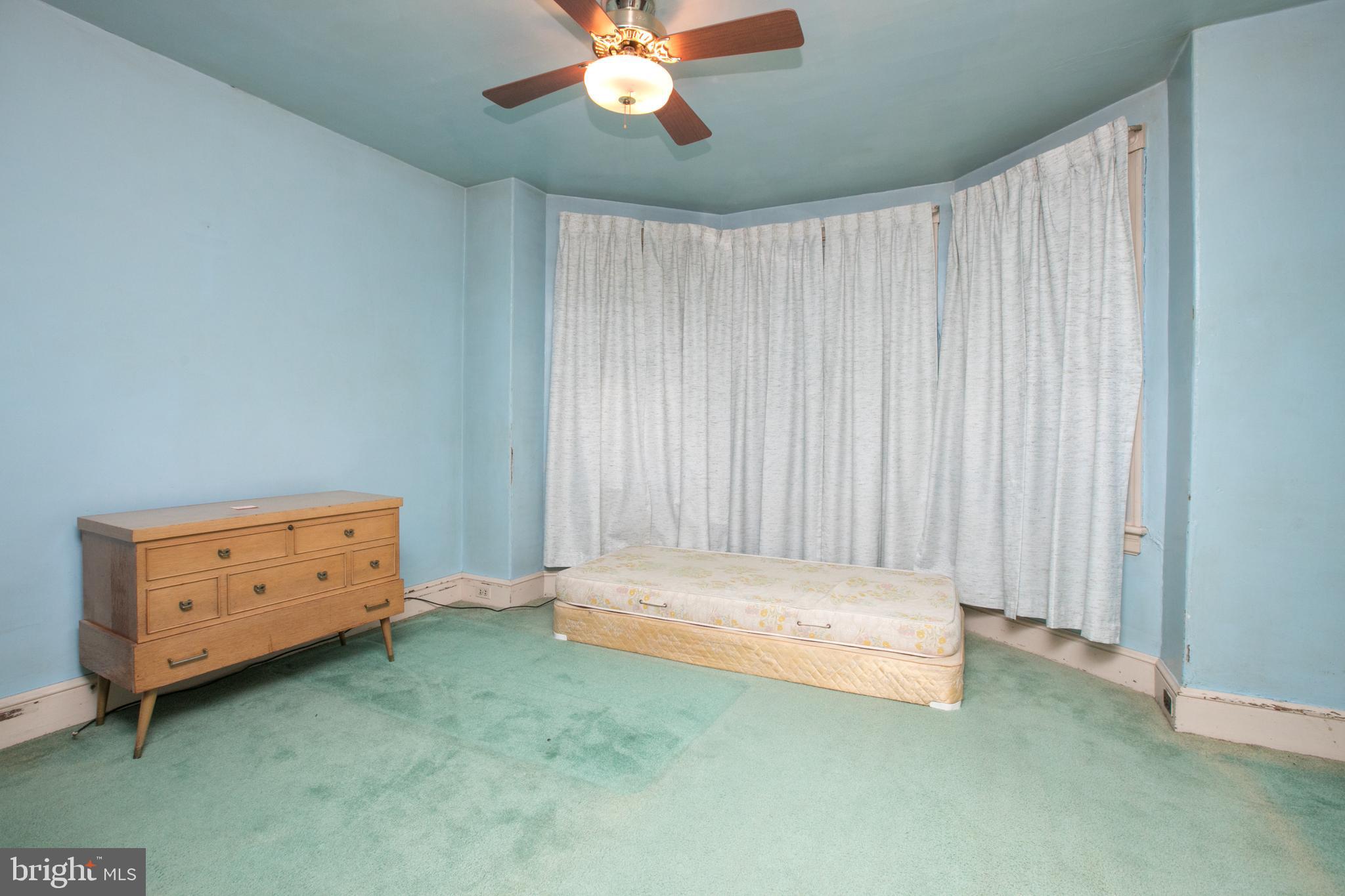 320 Powell Street Gloucester City, NJ 08030 - Photo 21 of 29 Bedroom 3