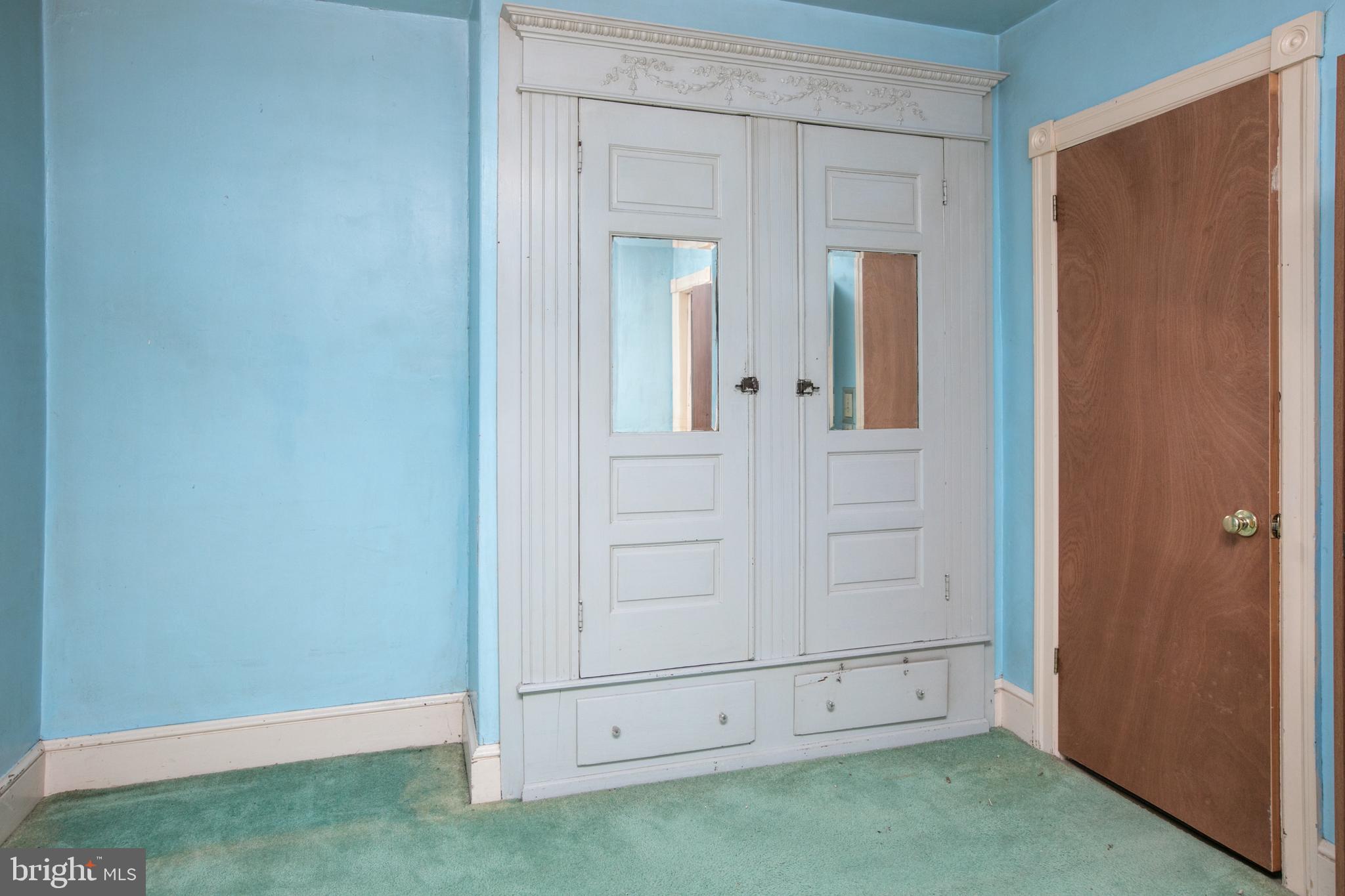 320 Powell Street Gloucester City, NJ 08030 - Photo 23 of 29 Bedroom 3