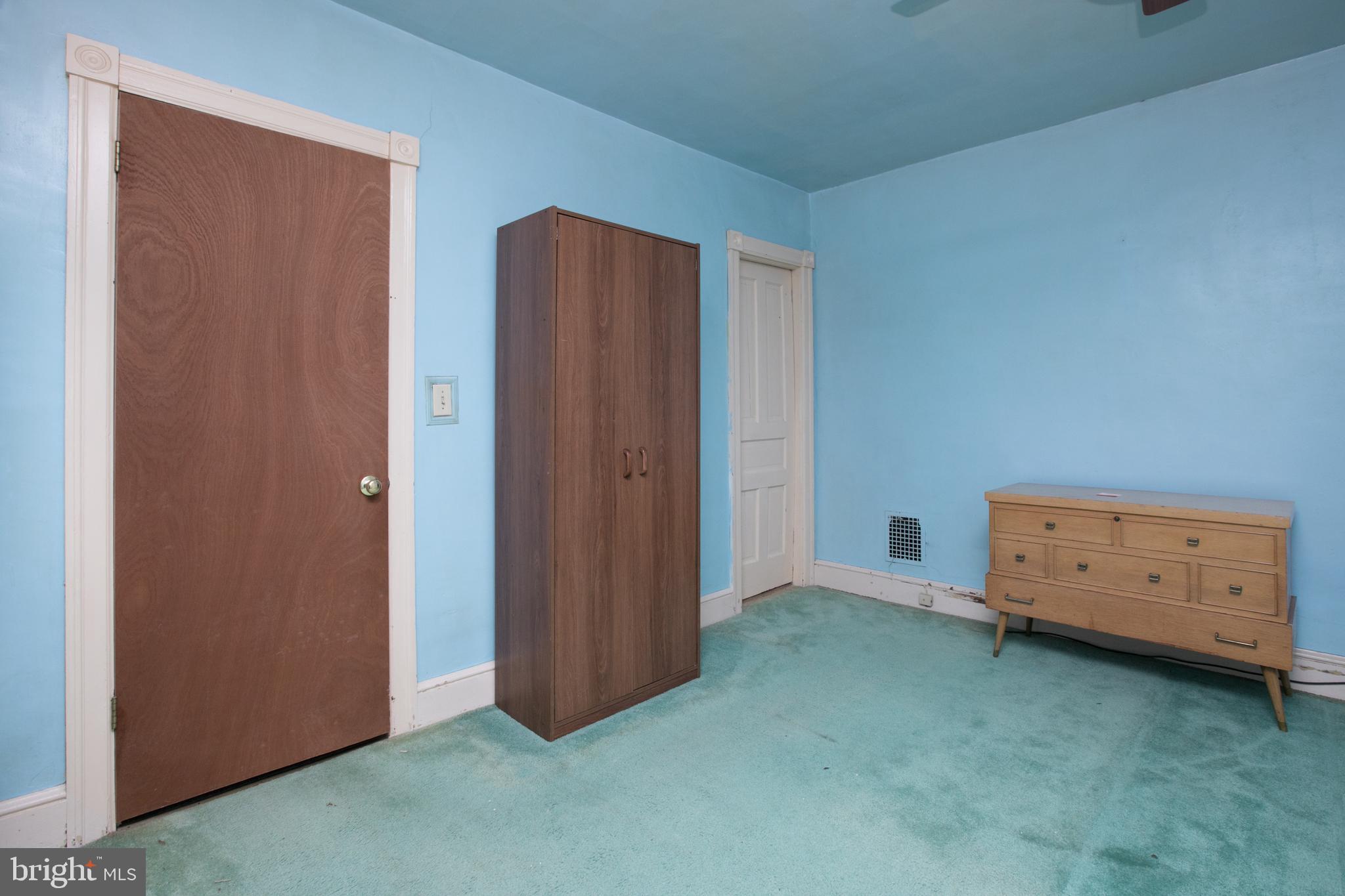 320 Powell Street Gloucester City, NJ 08030 - Photo 24 of 29 Bedroom 3