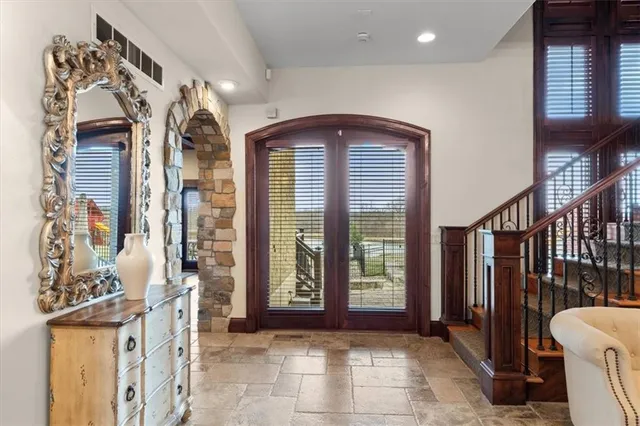 $1,800,000 | 2343 North 600 Road, Edgerton, KS 66021