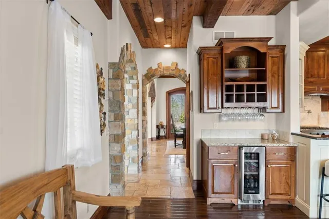 $1,800,000 | 2343 North 600 Road, Edgerton, KS 66021