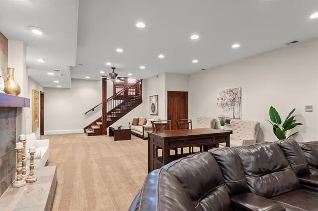 $1,800,000 | 2343 North 600 Road, Edgerton, KS 66021