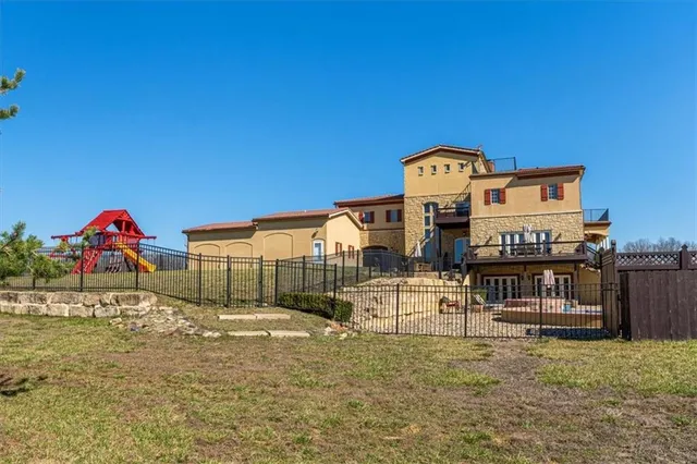 $1,800,000 | 2343 North 600 Road, Edgerton, KS 66021