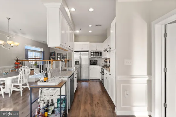 $400,000 | 810 Belmont Bay Drive, Unit 201, Woodbridge, VA 22191