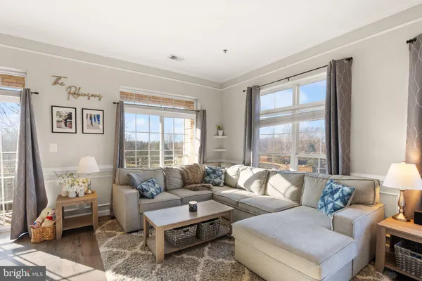 $400,000 | 810 Belmont Bay Drive, Unit 201, Woodbridge, VA 22191