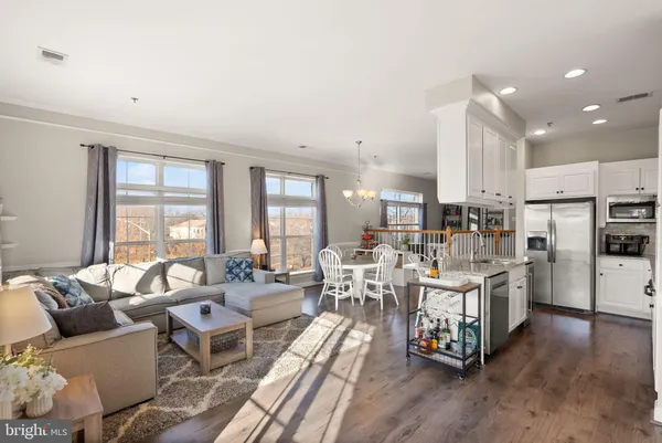 $400,000 | 810 Belmont Bay Drive, Unit 201, Woodbridge, VA 22191