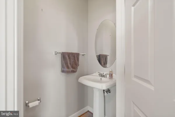 $400,000 | 810 Belmont Bay Drive, Unit 201, Woodbridge, VA 22191