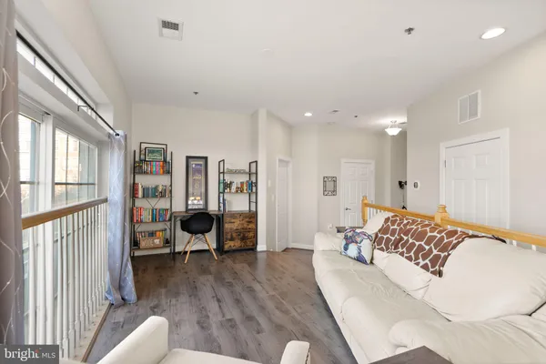 $400,000 | 810 Belmont Bay Drive, Unit 201, Woodbridge, VA 22191