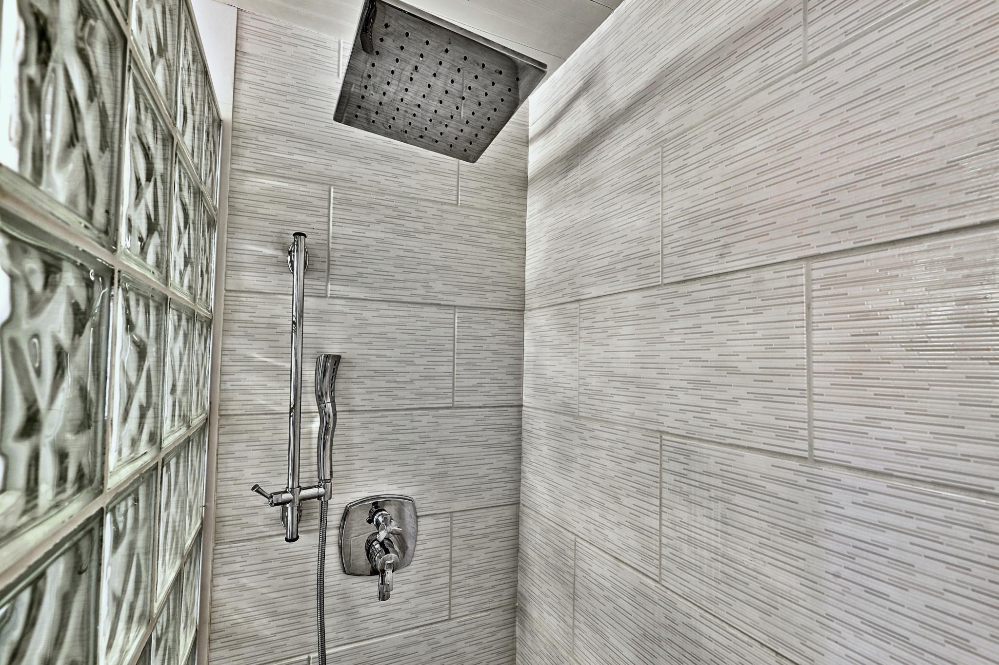 697 East Mountain Road, Unit B2 Killington, VT 05751 - Photo 16 of 33 Gallery Image 16