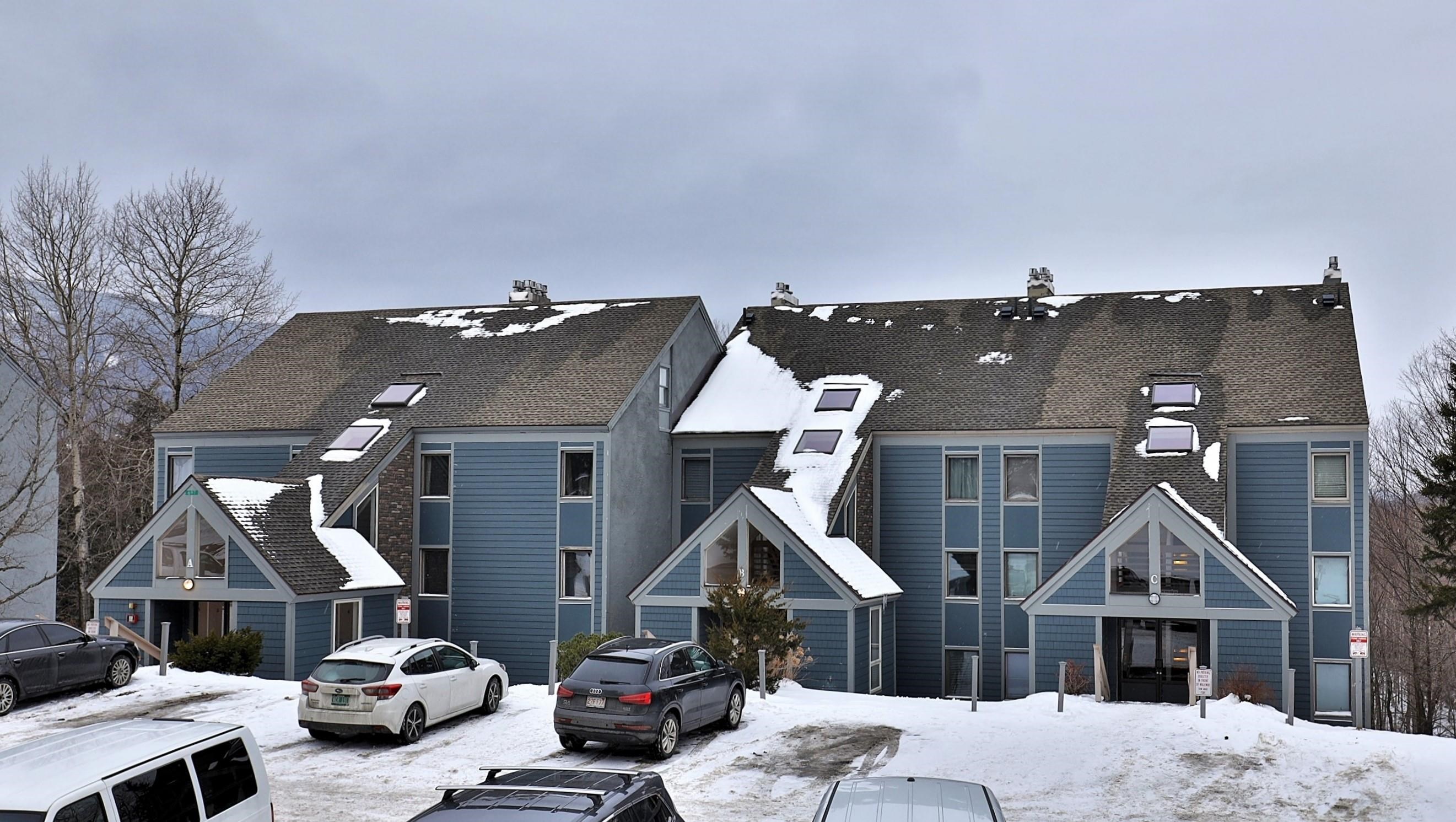 697 East Mountain Road, Unit B2 Killington, VT 05751 - Photo 19 of 33 Gallery Image 19