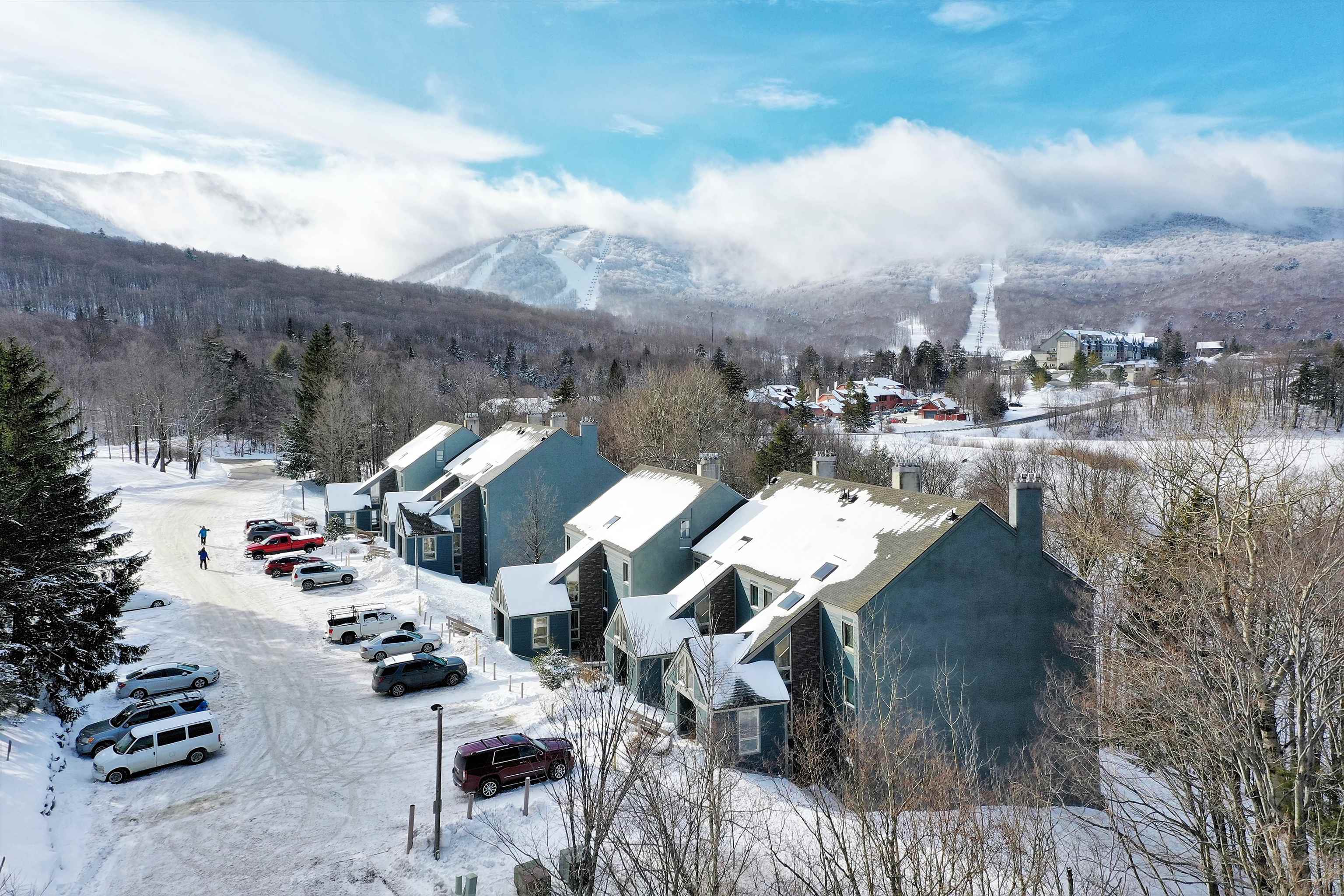 697 East Mountain Road, Unit B2 Killington, VT 05751 - Photo 20 of 33 Gallery Image 20