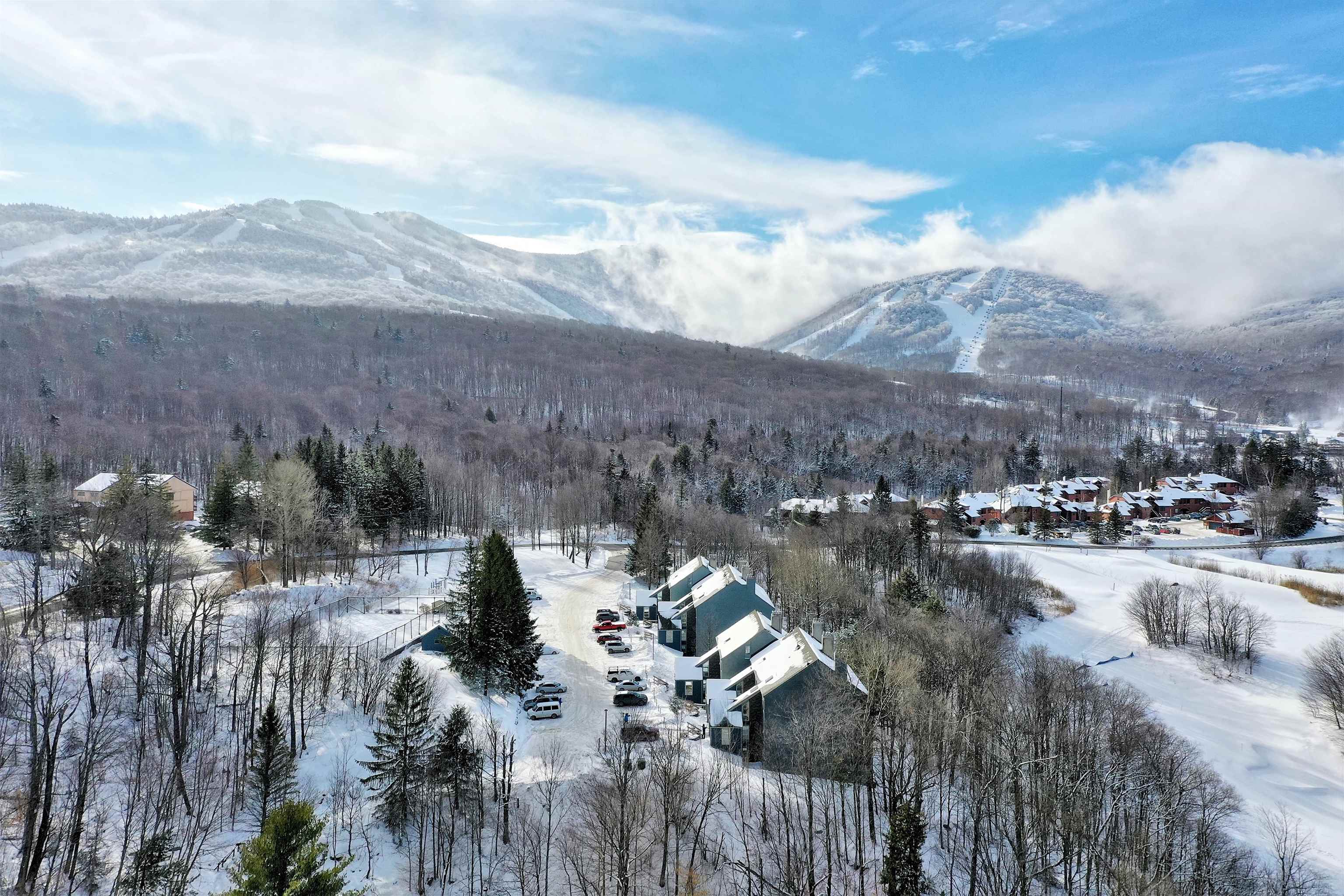 697 East Mountain Road, Unit B2 Killington, VT 05751 - Photo 21 of 33 Gallery Image 21