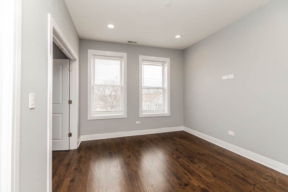 2353 West 18th Place Chicago, IL 60608 - Photo 7 of 22