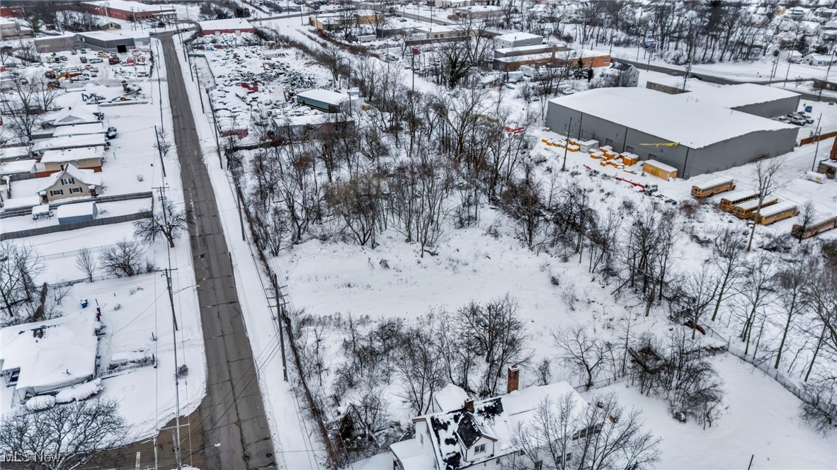 17001 South Miles Road Cleveland, OH 44128 - Photo 6 of 17 View of snowy aerial view
