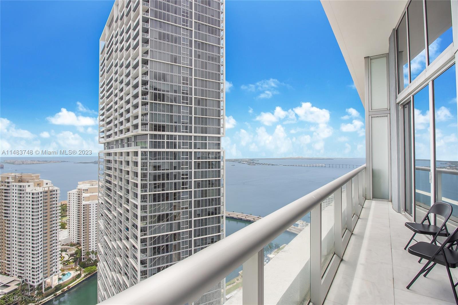 Brickell Miami, FL 33131 - Photo 8 of 10 a view of balcony with furniture