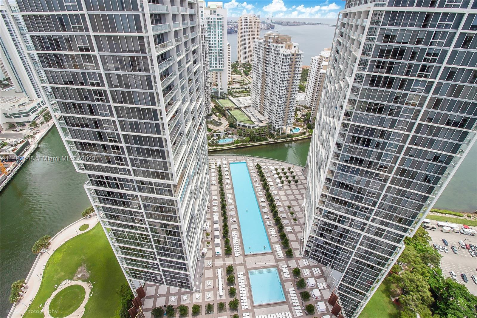 Brickell Miami, FL 33131 - Photo 10 of 10 a view of a balcony