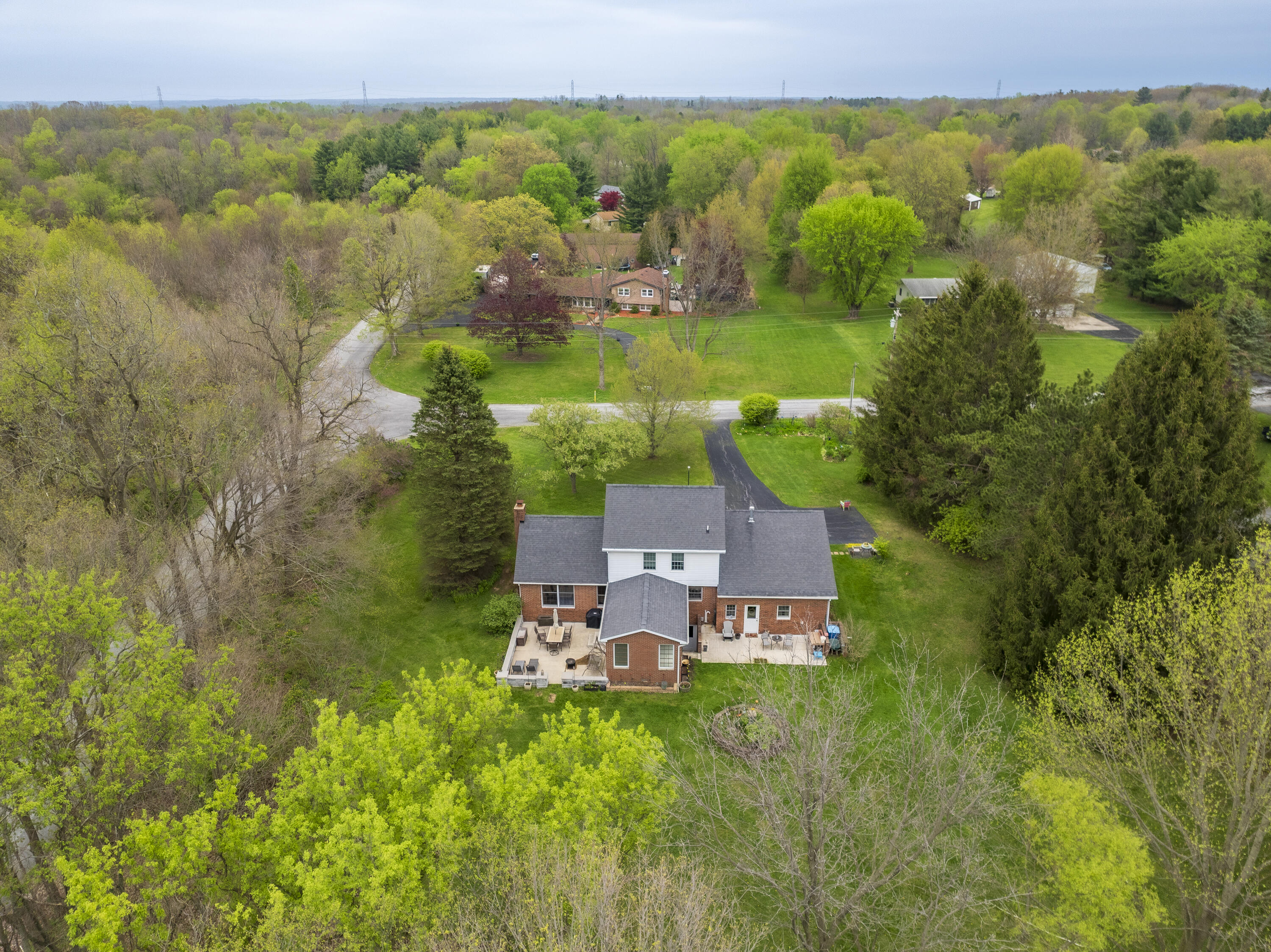 328 East Tratebas Road Valparaiso, IN 46383 - Photo 33 of 48 3000x2247