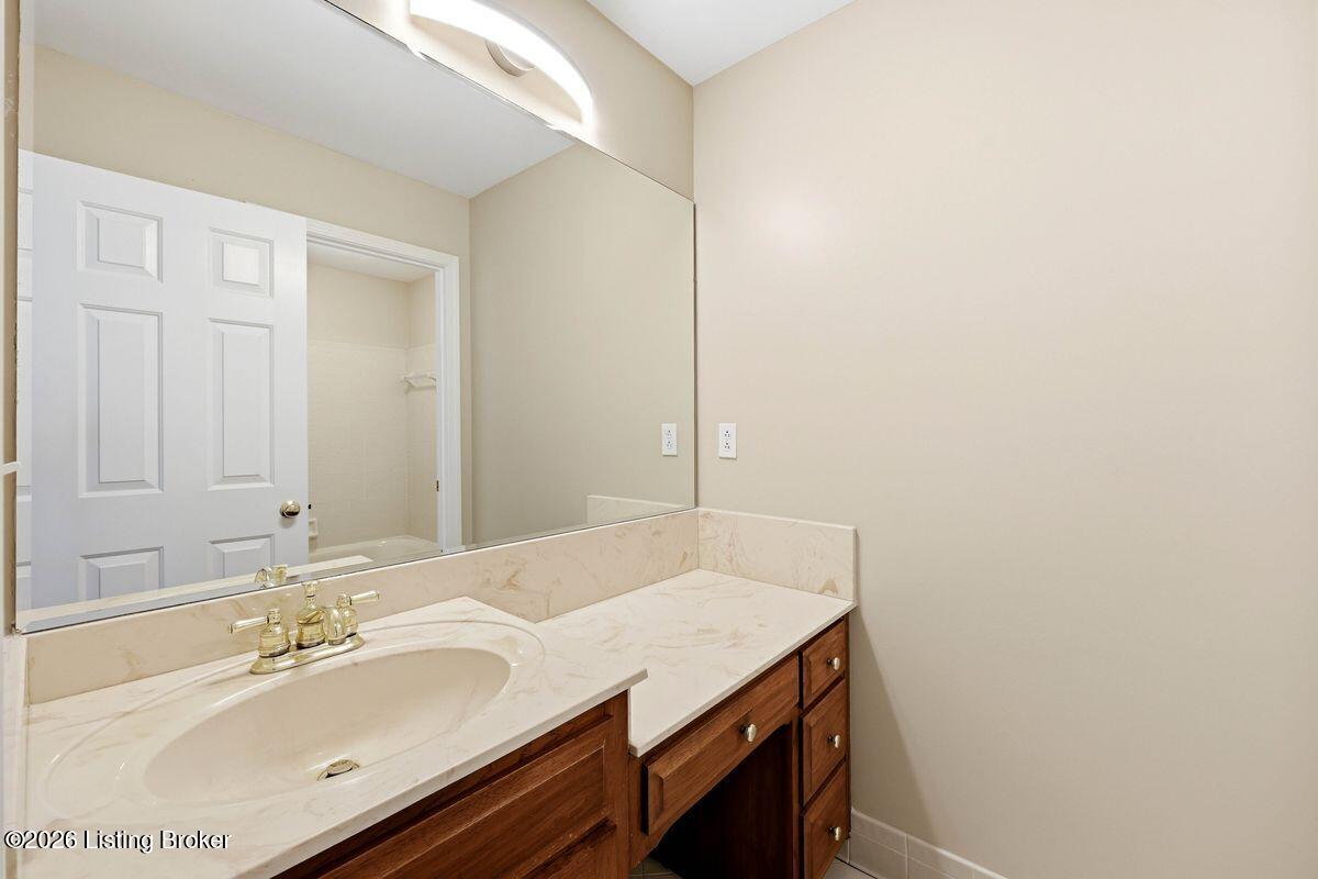 7719 Hermits Run Road Louisville, KY 40291 - Photo 36 of 54 Makeup counter built-in