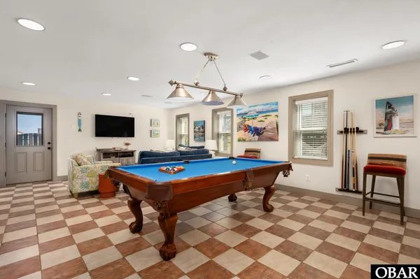 $2,400,000 | 9319 South Old Oregon Inlet Road, Nags Head, NC 27959