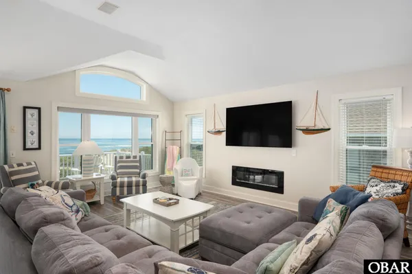 $2,400,000 | 9319 South Old Oregon Inlet Road, Nags Head, NC 27959