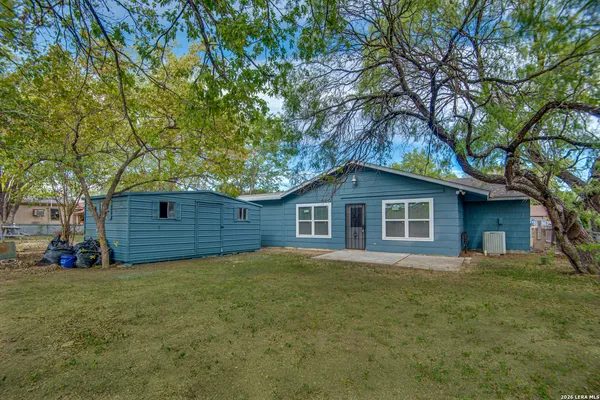 $1,599 | 5230 Village, San Antonio, TX 78218