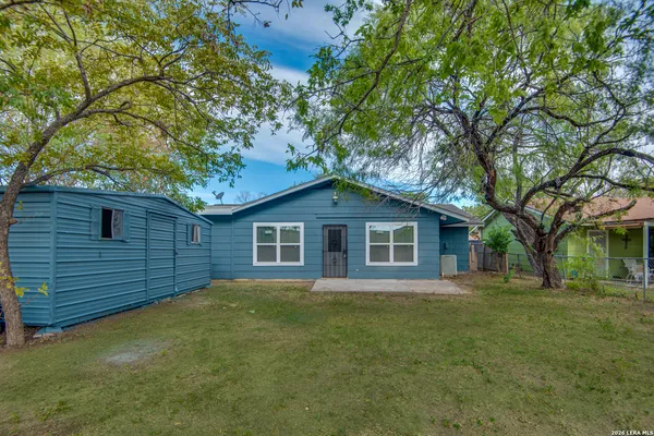 $1,599 | 5230 Village, San Antonio, TX 78218