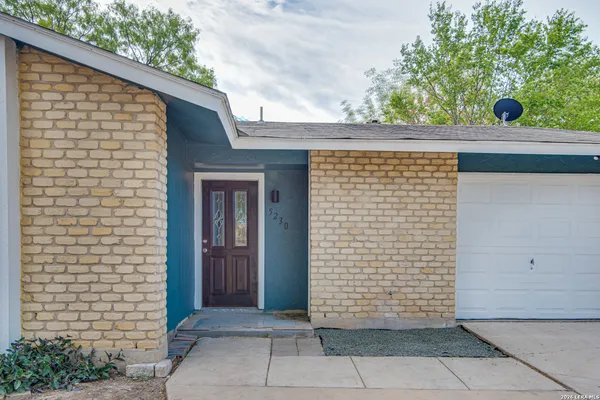 $1,599 | 5230 Village, San Antonio, TX 78218