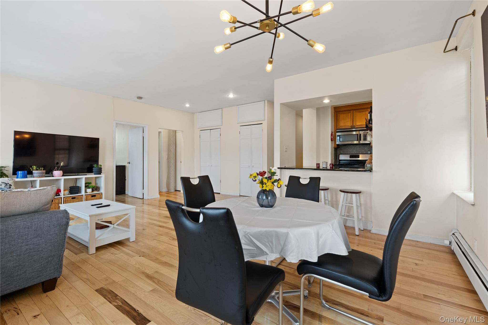 310 Riverside Boulevard, Unit 5F Long Beach, NY 11561 - Photo 11 of 23
