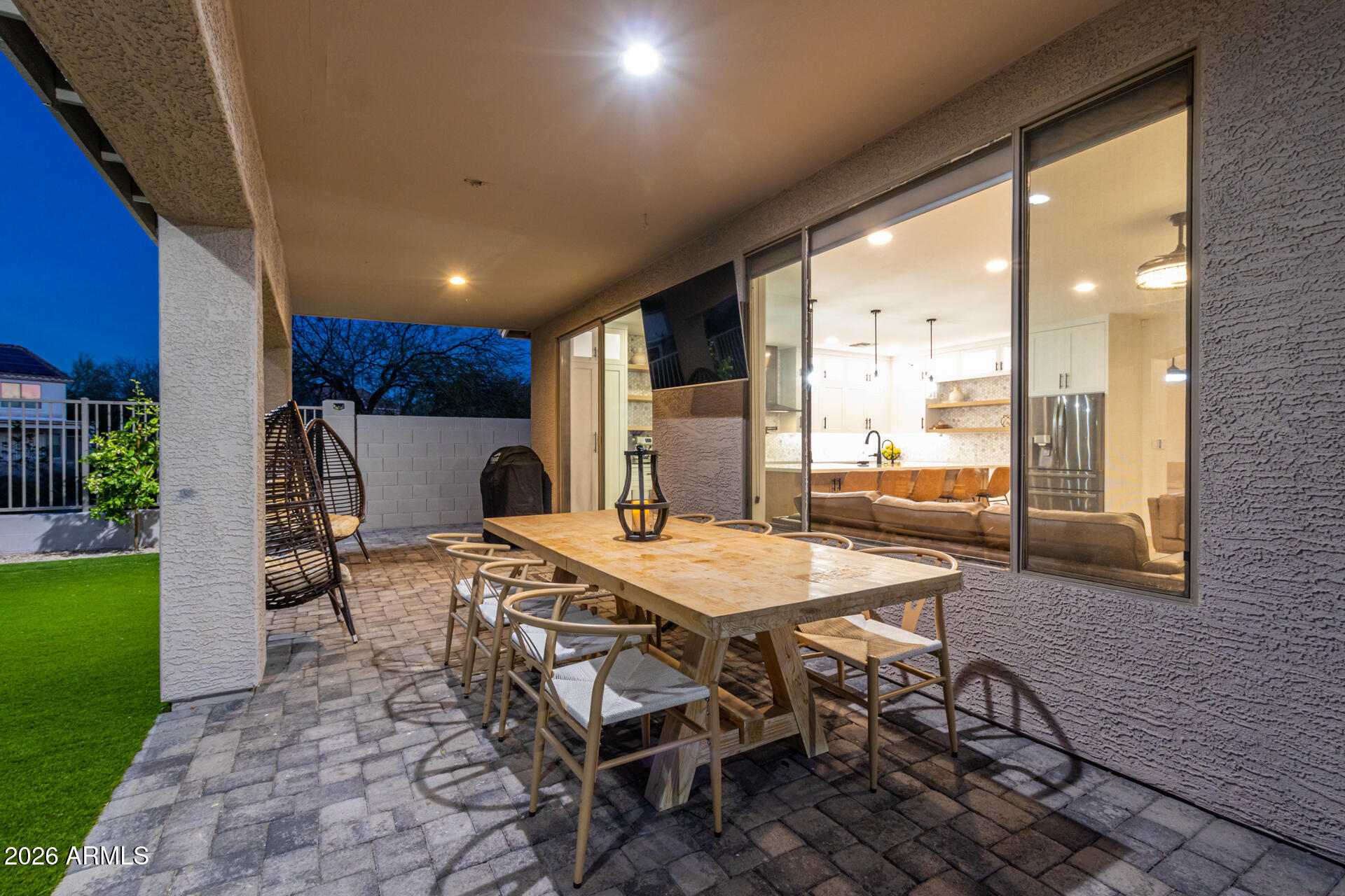 6404 West Black Hill Road Phoenix, AZ 85083 - Photo 25 of 33 a dinning table and chairs in patio of the house