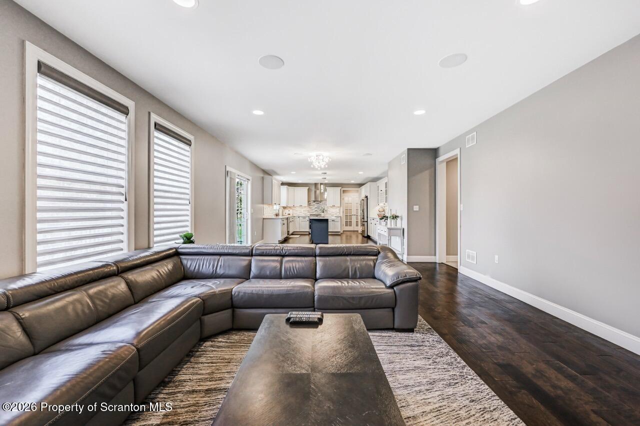 5 Seminary Hill Road Clarks Summit, PA 18411 - Photo 14 of 73 5 Seminary Hl Rd 14 Large