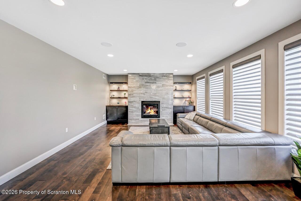 5 Seminary Hill Road Clarks Summit, PA 18411 - Photo 10 of 73 5 Seminary Hl Rd 10 Large