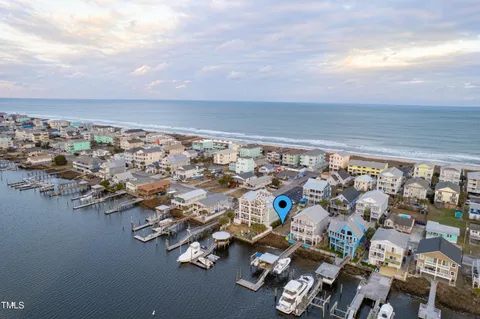 $275,000 | 817 Canal Drive, Carolina Beach, NC 28428